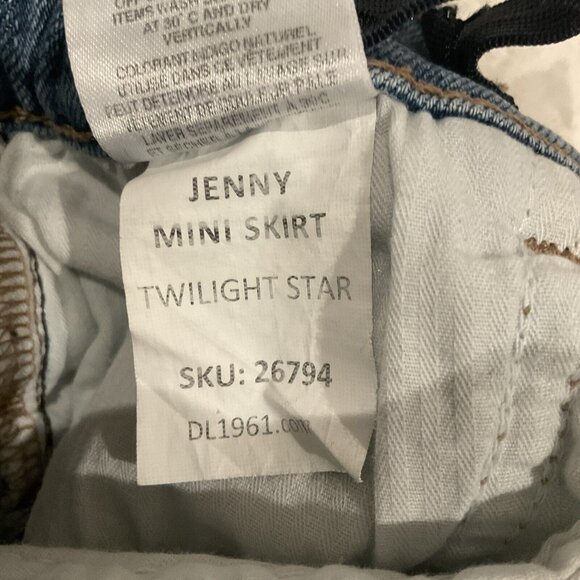 DL1961 Girl's Jenny Mini Jean Skirt Denim Twilight Star SIZE 4T Toddler kids - Picture 9 of 10